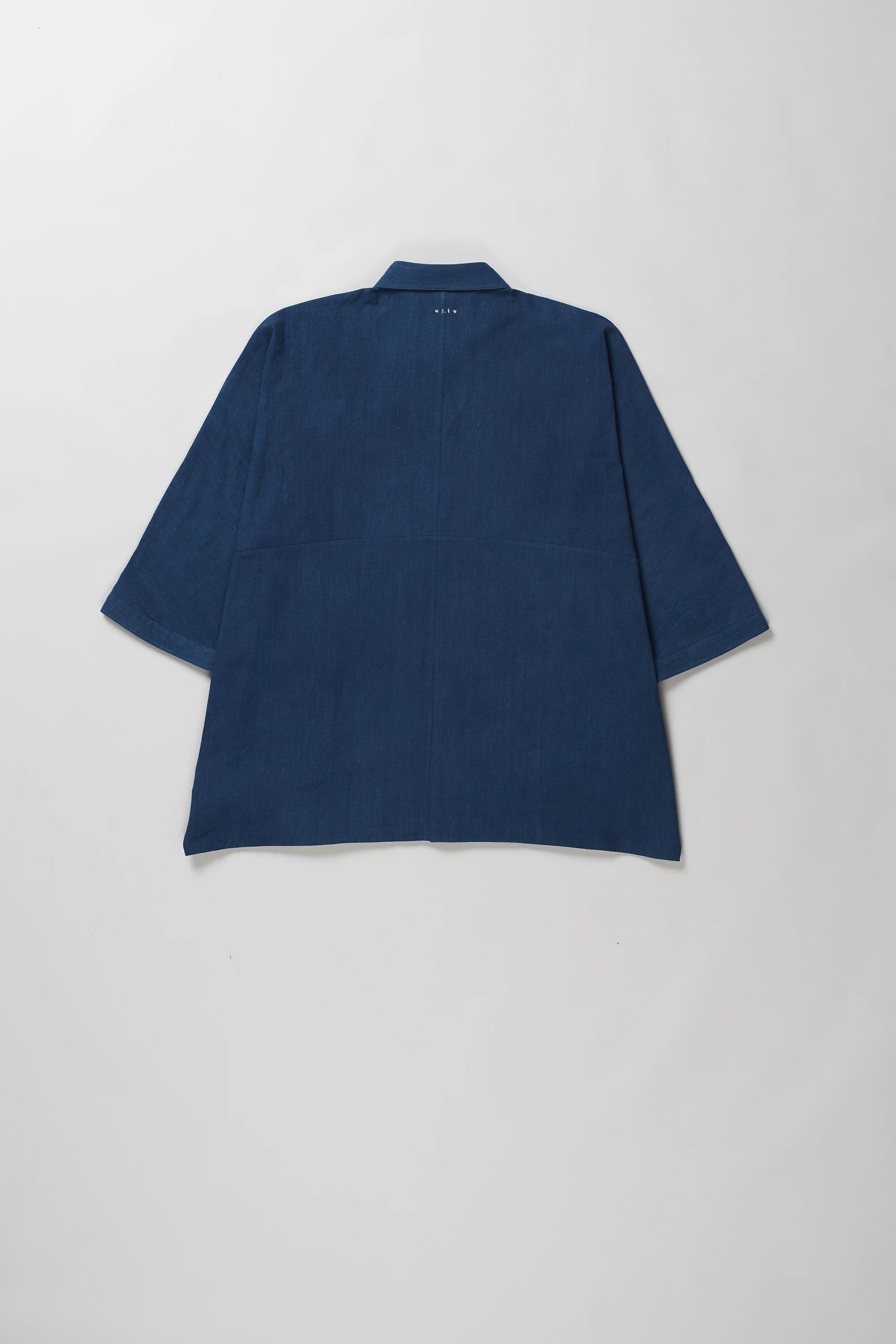 Relaxed Unisex Shirt in Cotton