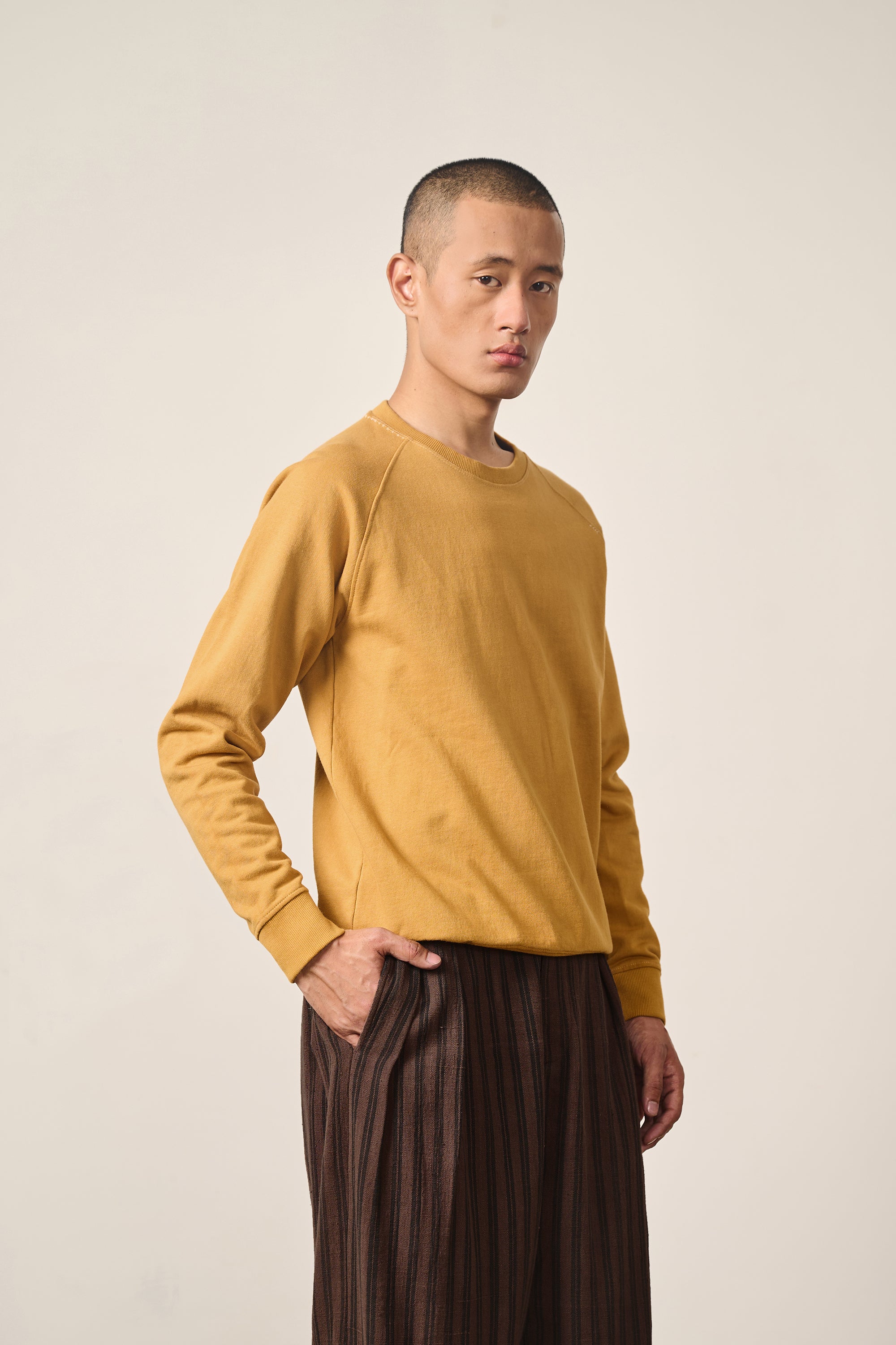 MUSTARD YELLOW SWEATSHIRT
