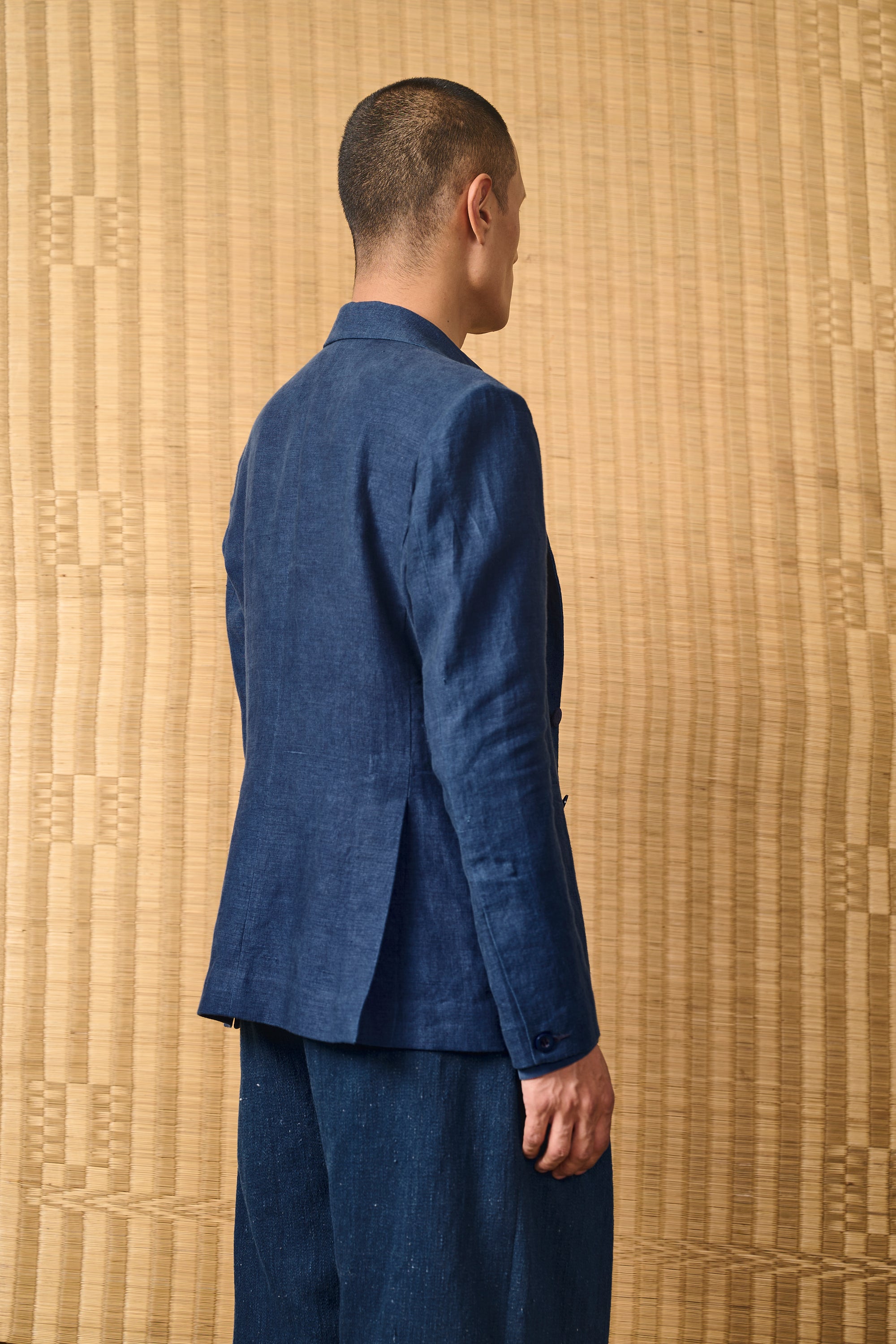 LINEN JACKET IN NATURAL INDIGO