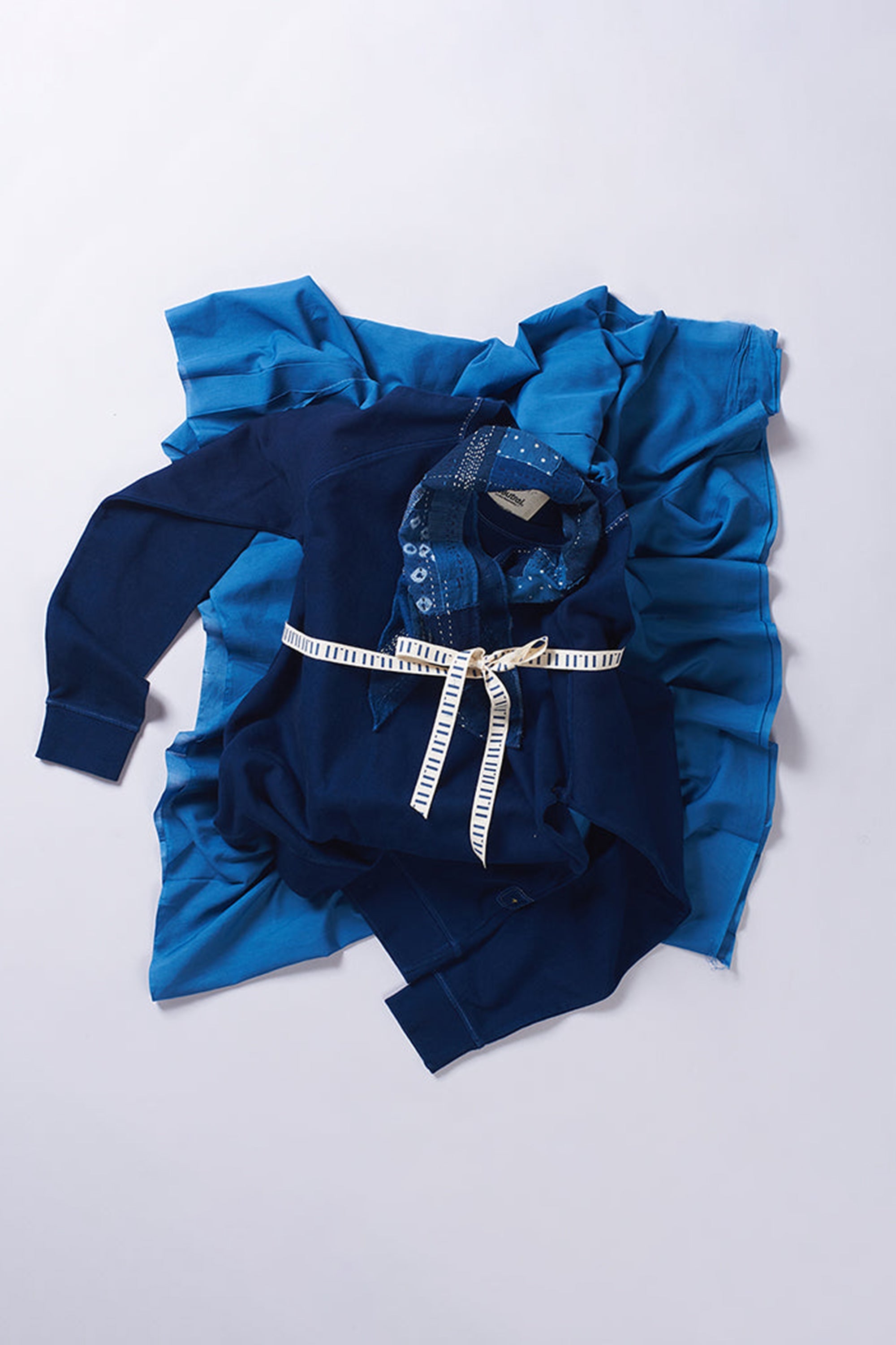 Indigo Sweatshirt And Bandana