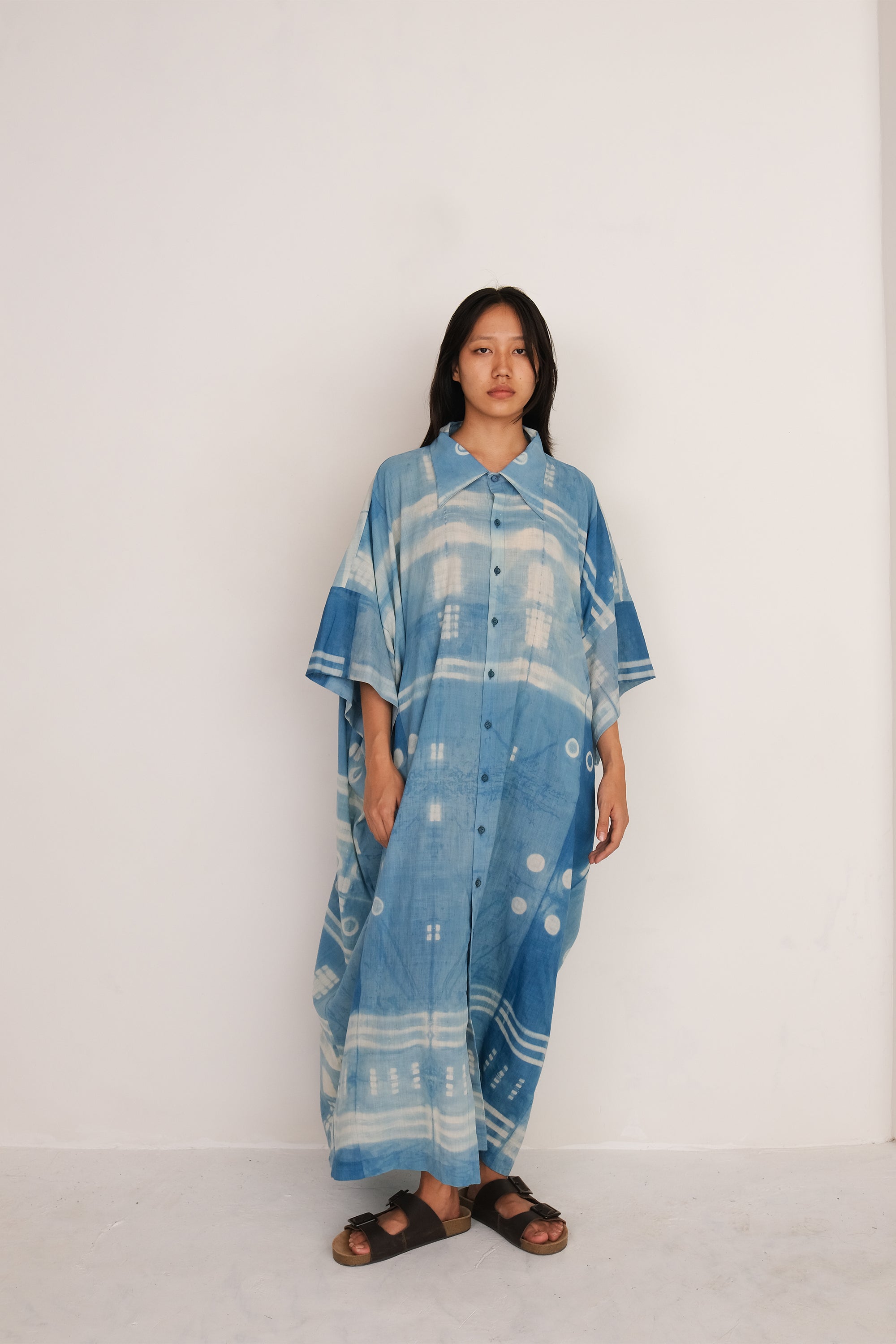 LIGHT INDIGO CLAMP DYE UNISEX DRESS