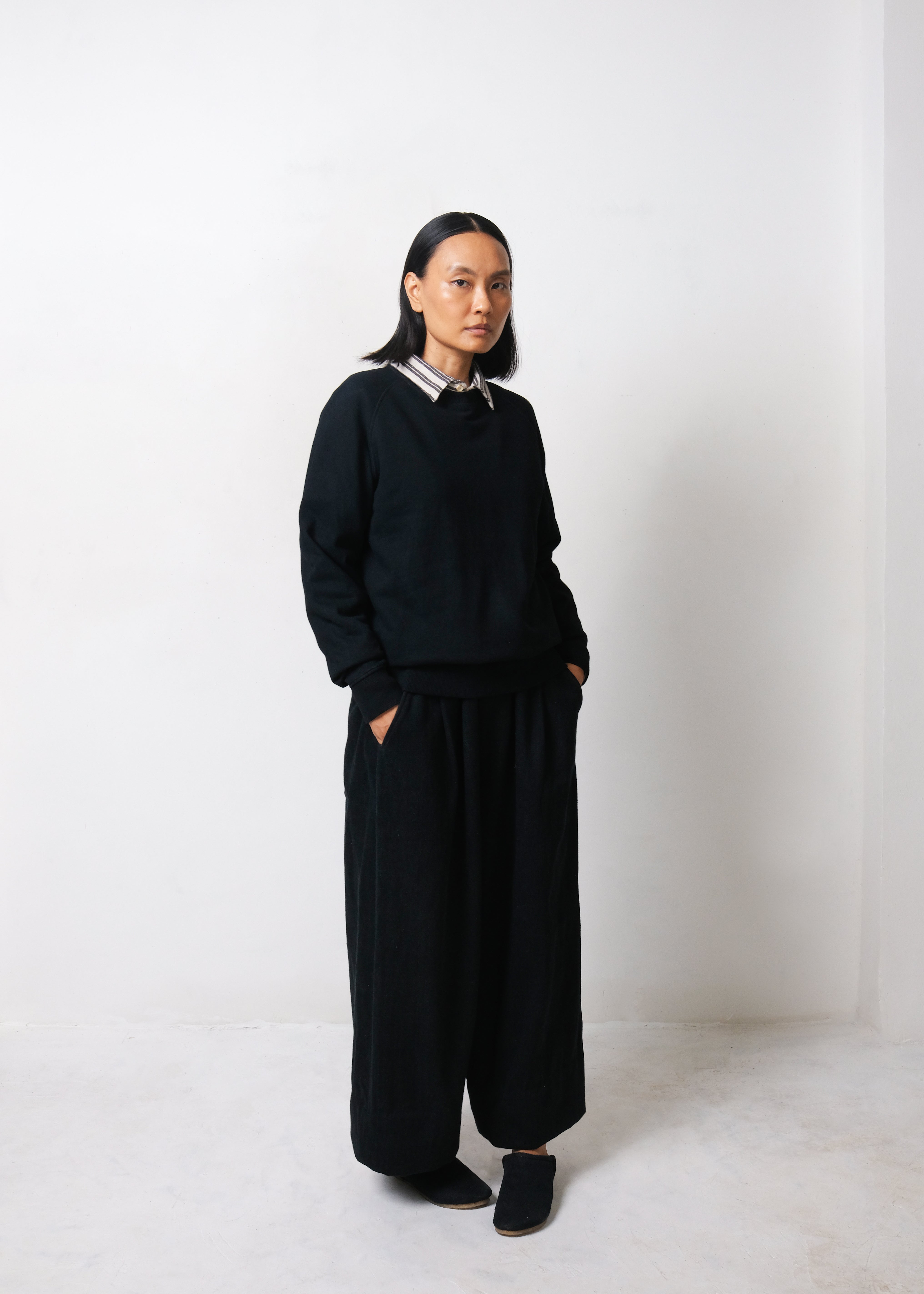 Black Solid Ungendered Organic Cotton Sweatshirt