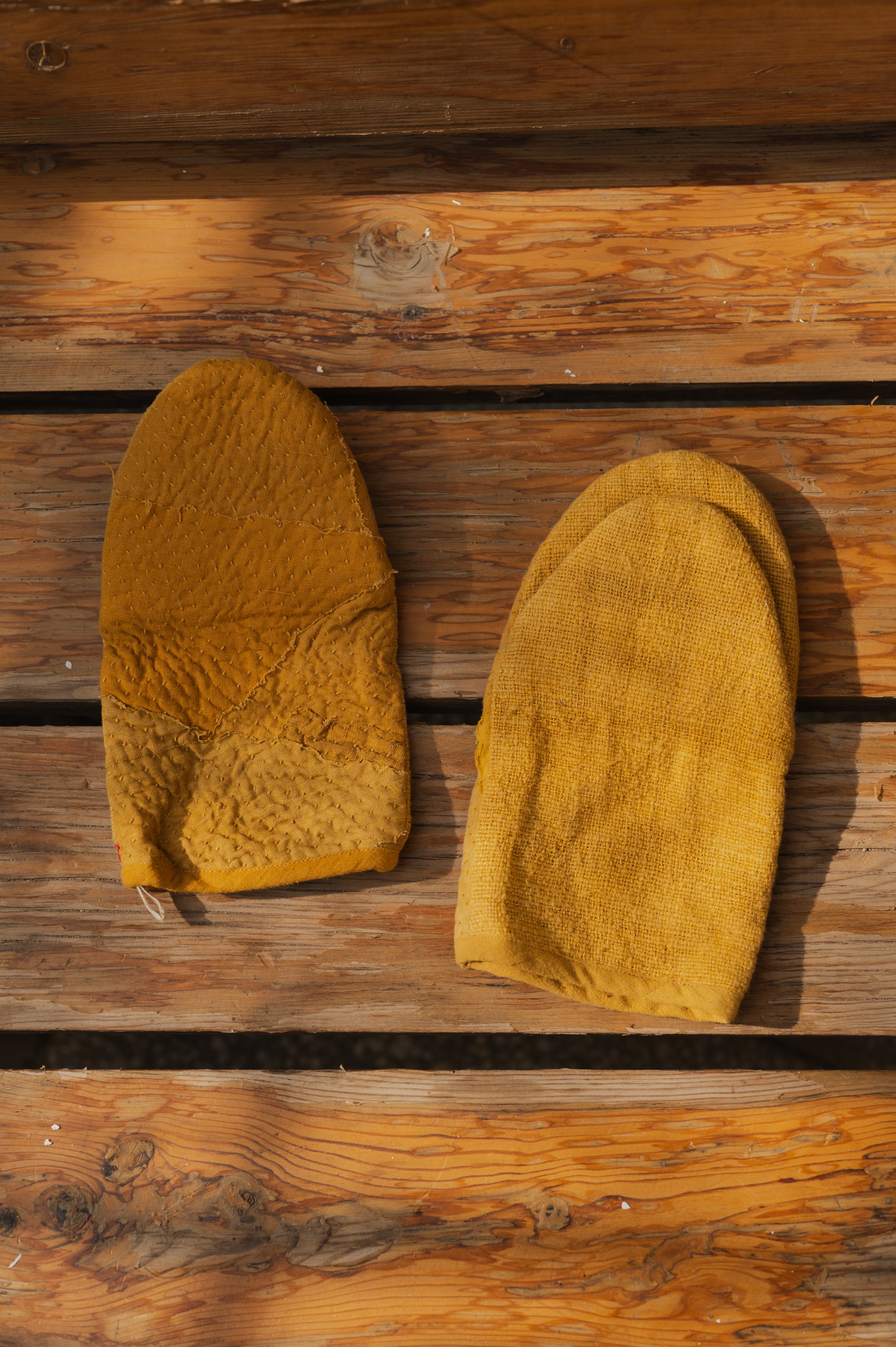 MUSTARD YELLOW PATCHWORK MITTEN