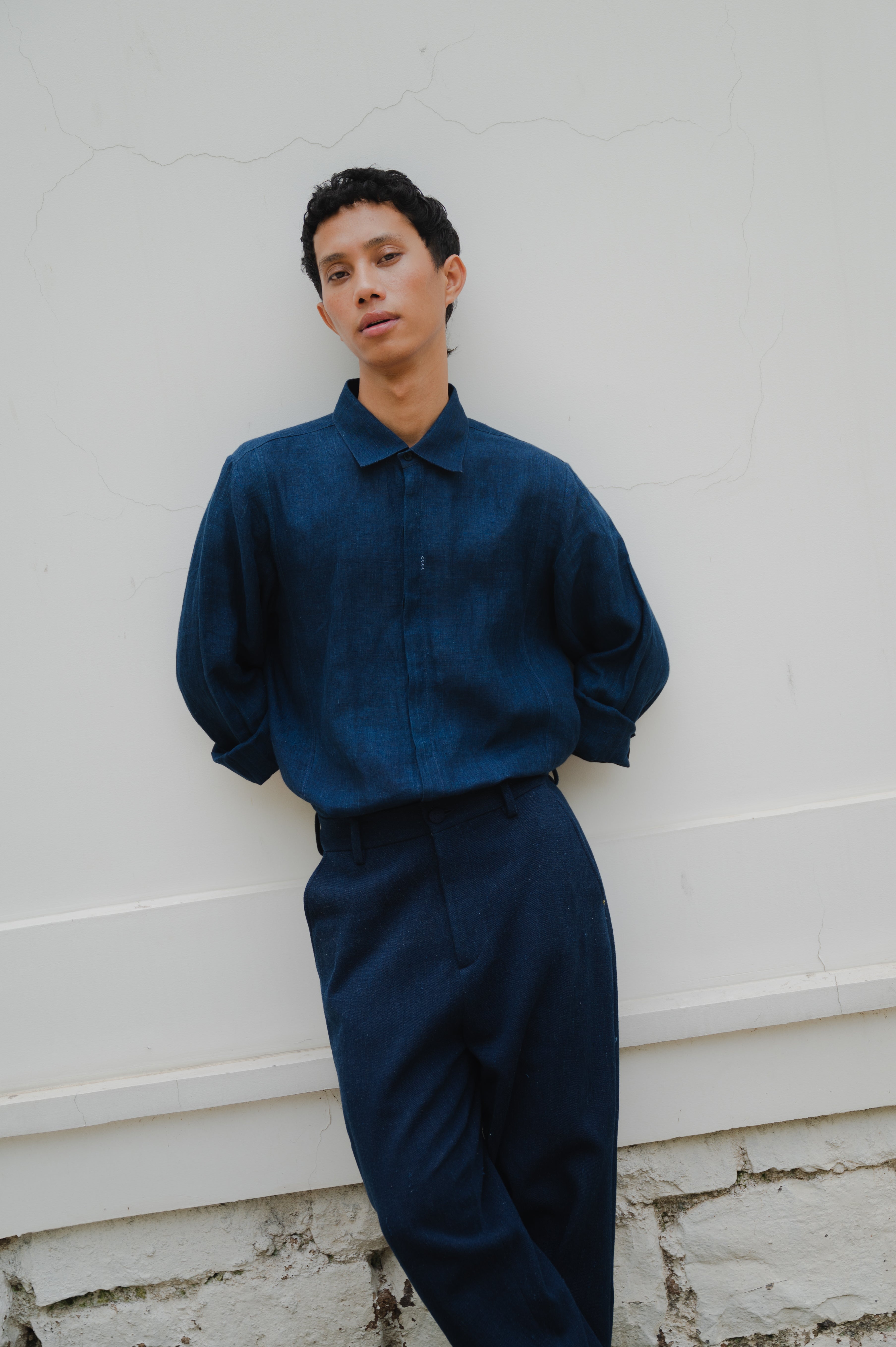 Linen Shirt in Natural Indigo