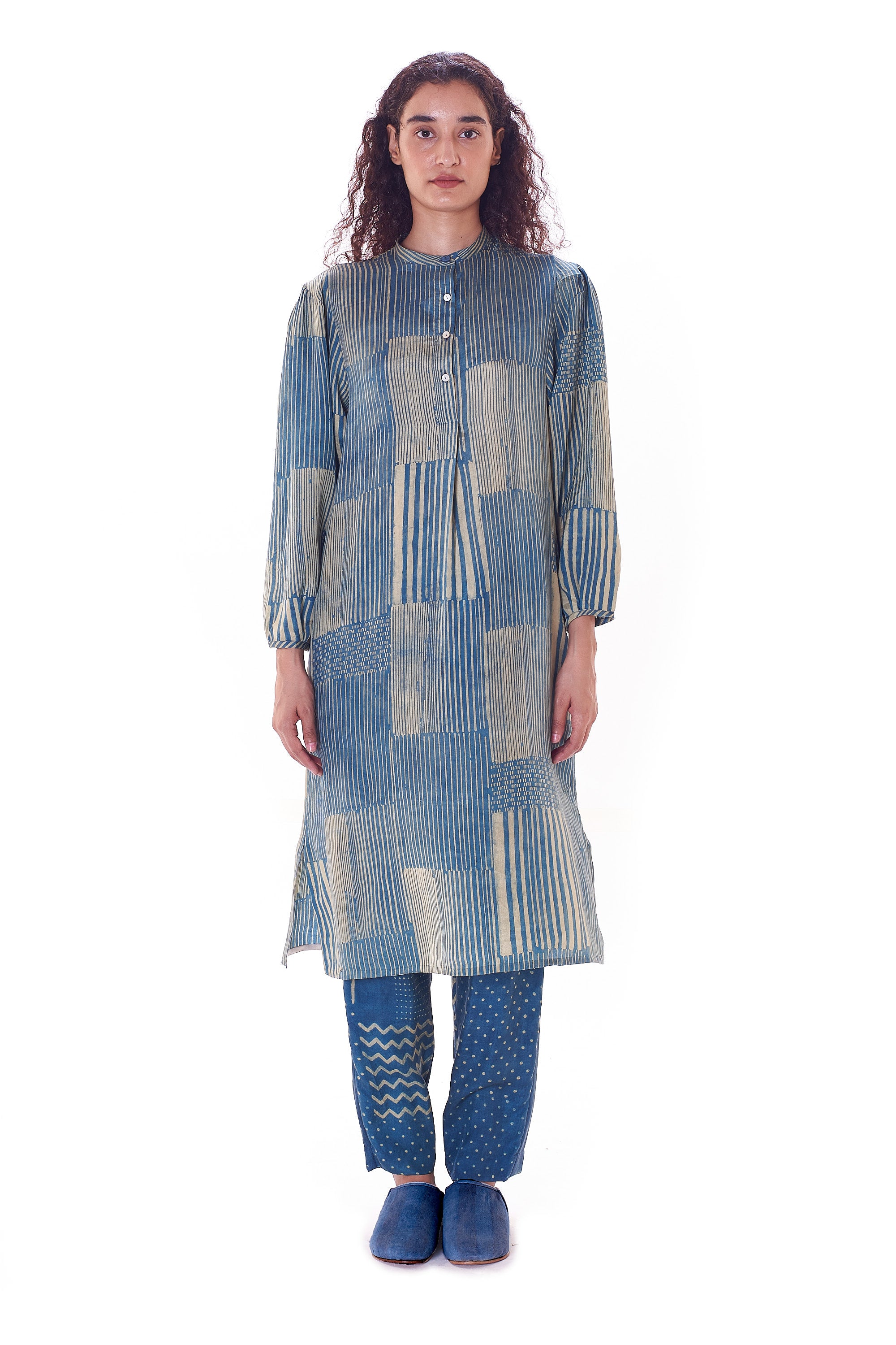 LONG GATHERED PUFF SLEEVED BLOCK PRINTED DRESS