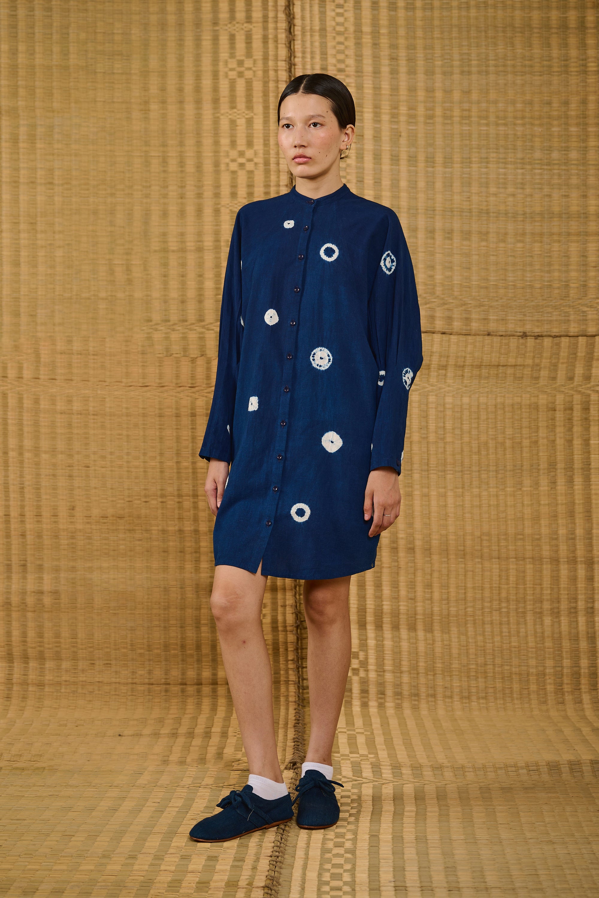 BUTTON DOWN SHIFT DRESS