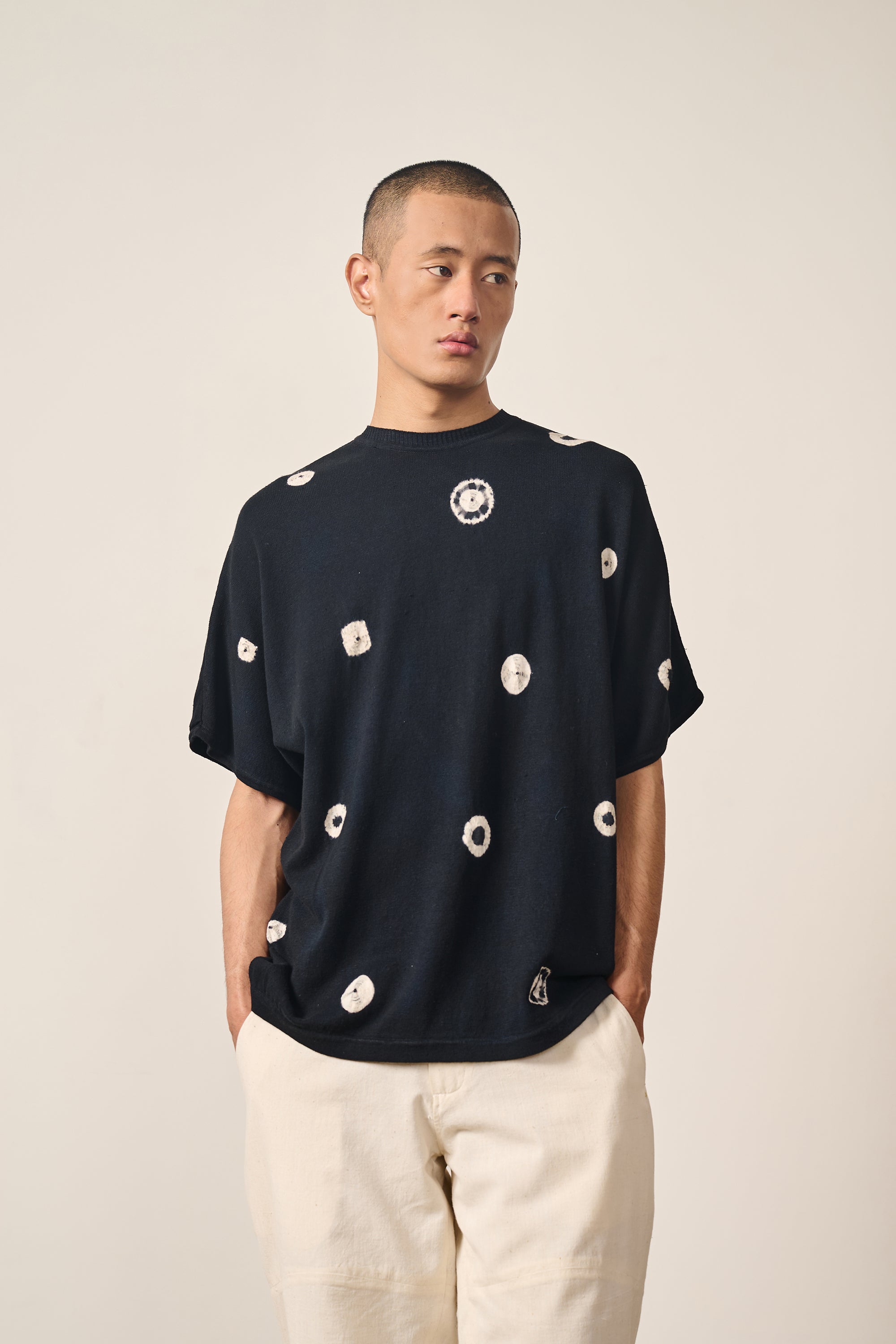 BLACK RELAXED FIT T-SHIRT