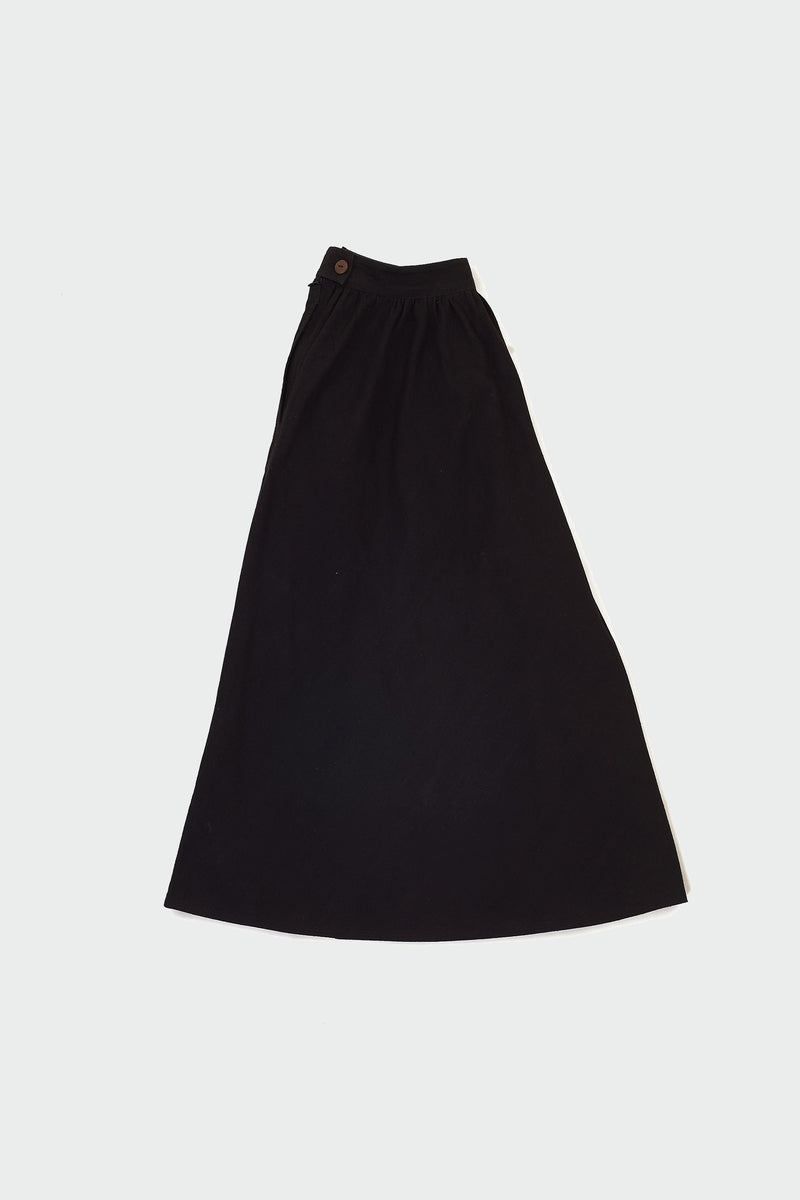 A LINE PANELLED SKIRT