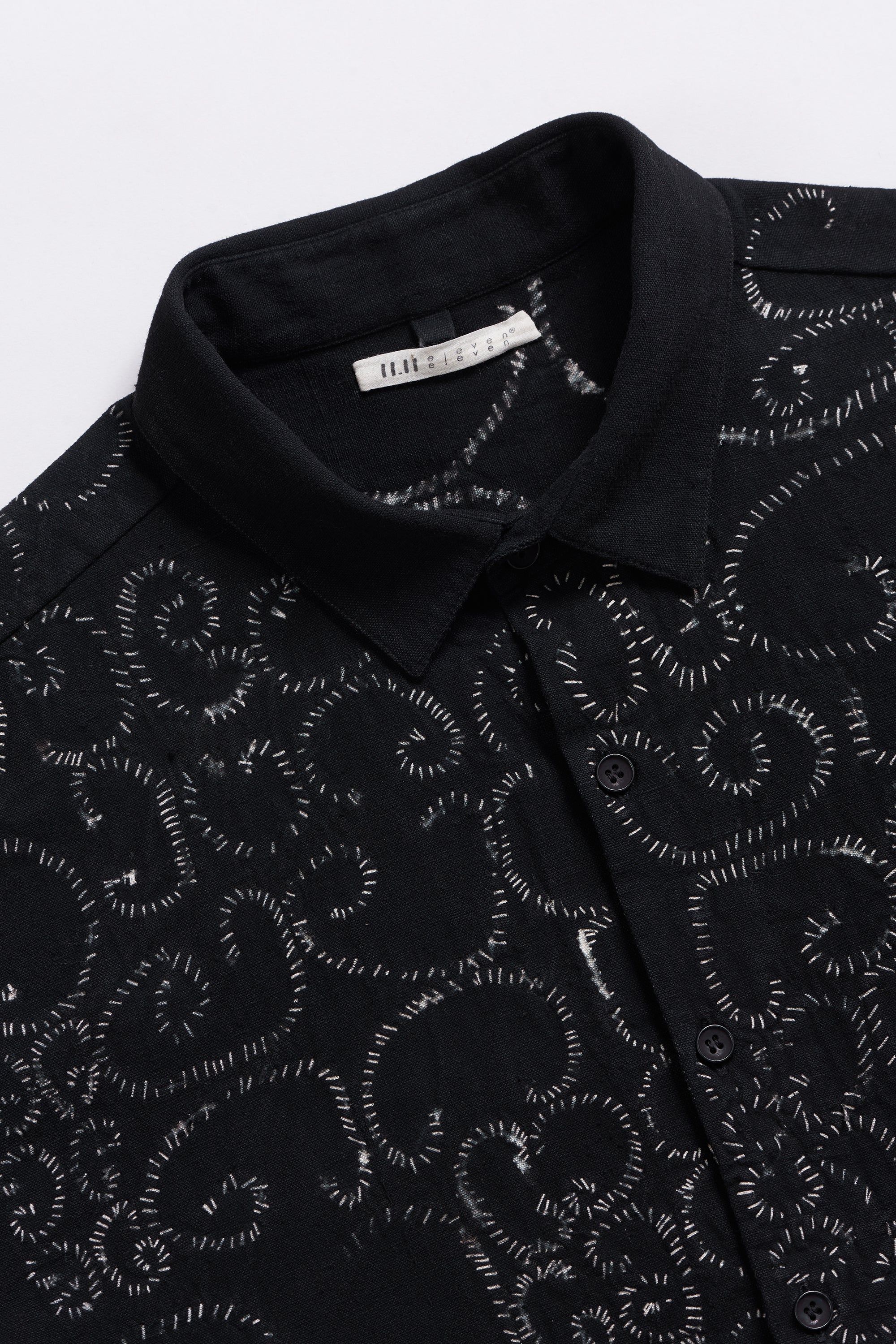 BLACK UNISEX SHIRT