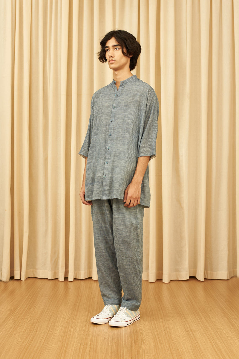 CHAMBRAY COMFORT FIT KIMONO SLEEVES SHIRT