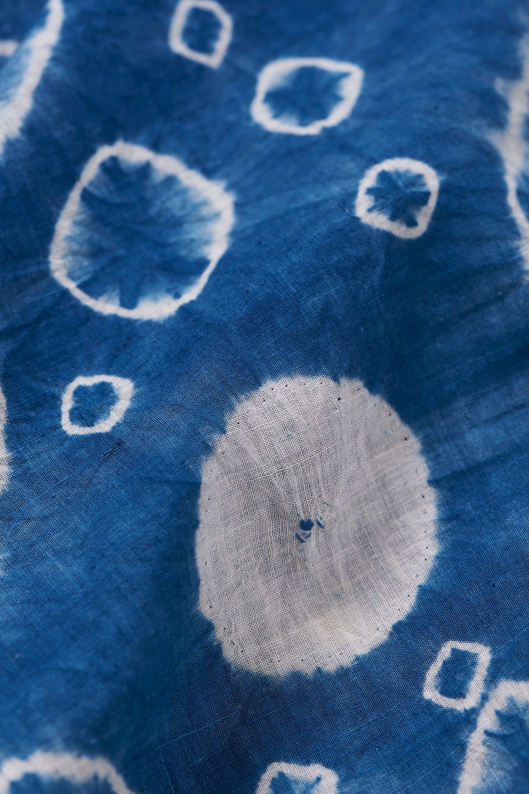 MEDIUM INDIGO KIMONO SLEEVE SHIBORI SHIRT