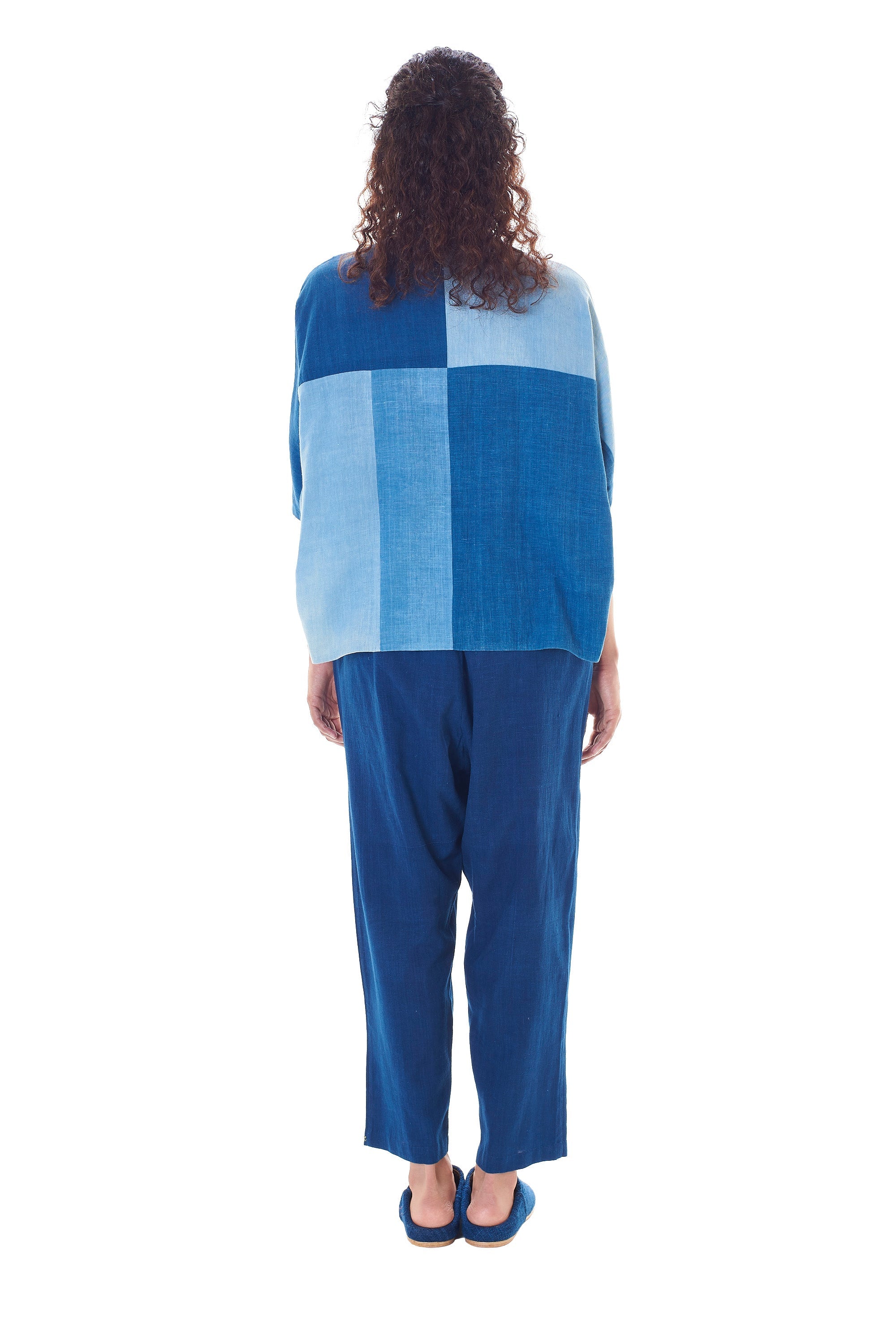 COTTON SHIRT IN SHADES OF INDIGO