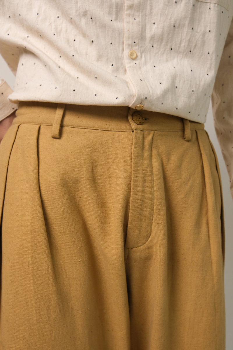 FLAXEN YELLOW PLEATED TROUSERS