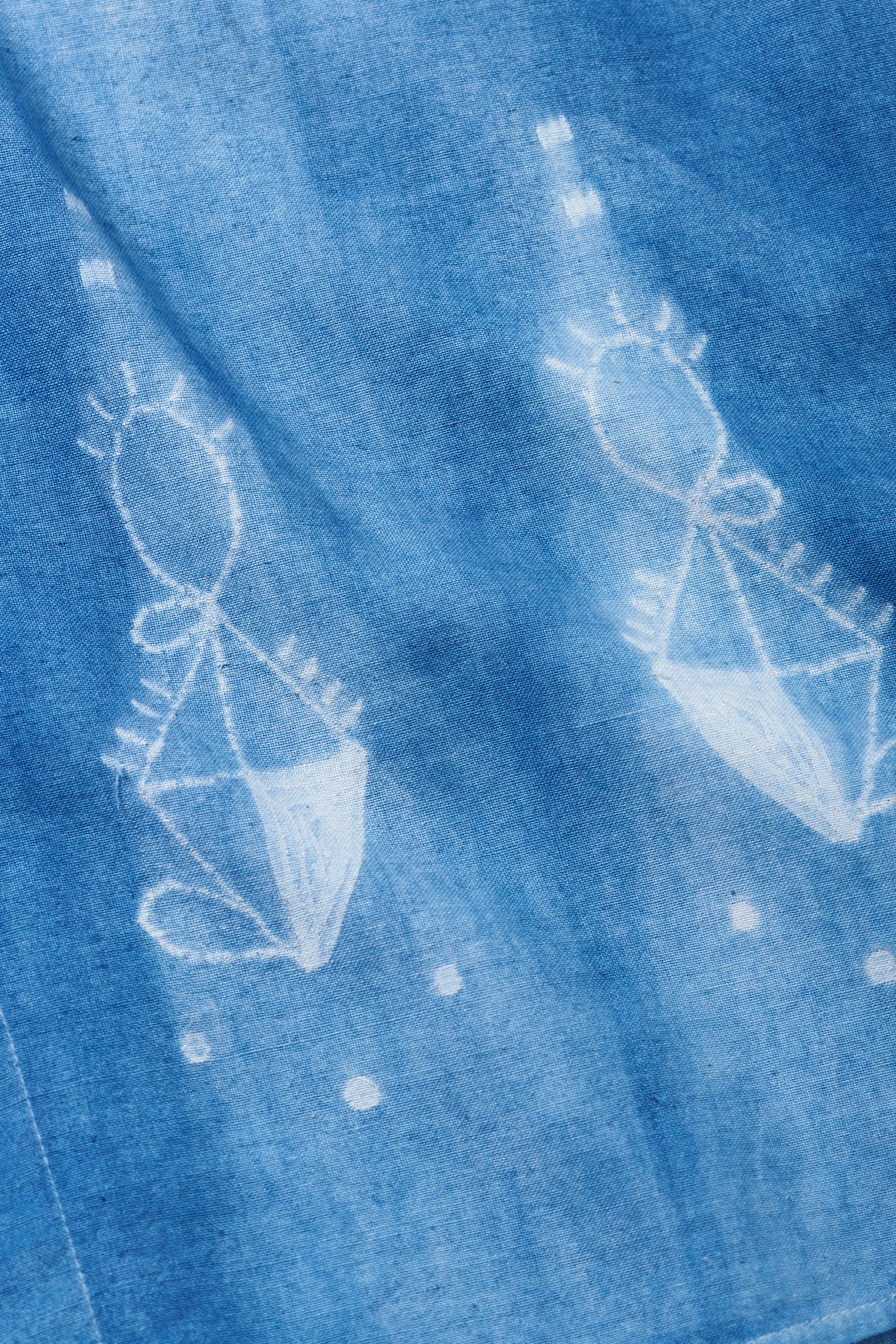 MEDIUM INDIGO FINE COTTON SHIBORI SHIRT