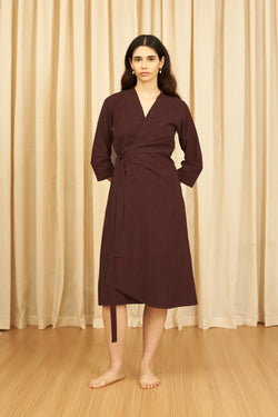 BURNT UMBER ORGANIC COTTON WRAP DRESS