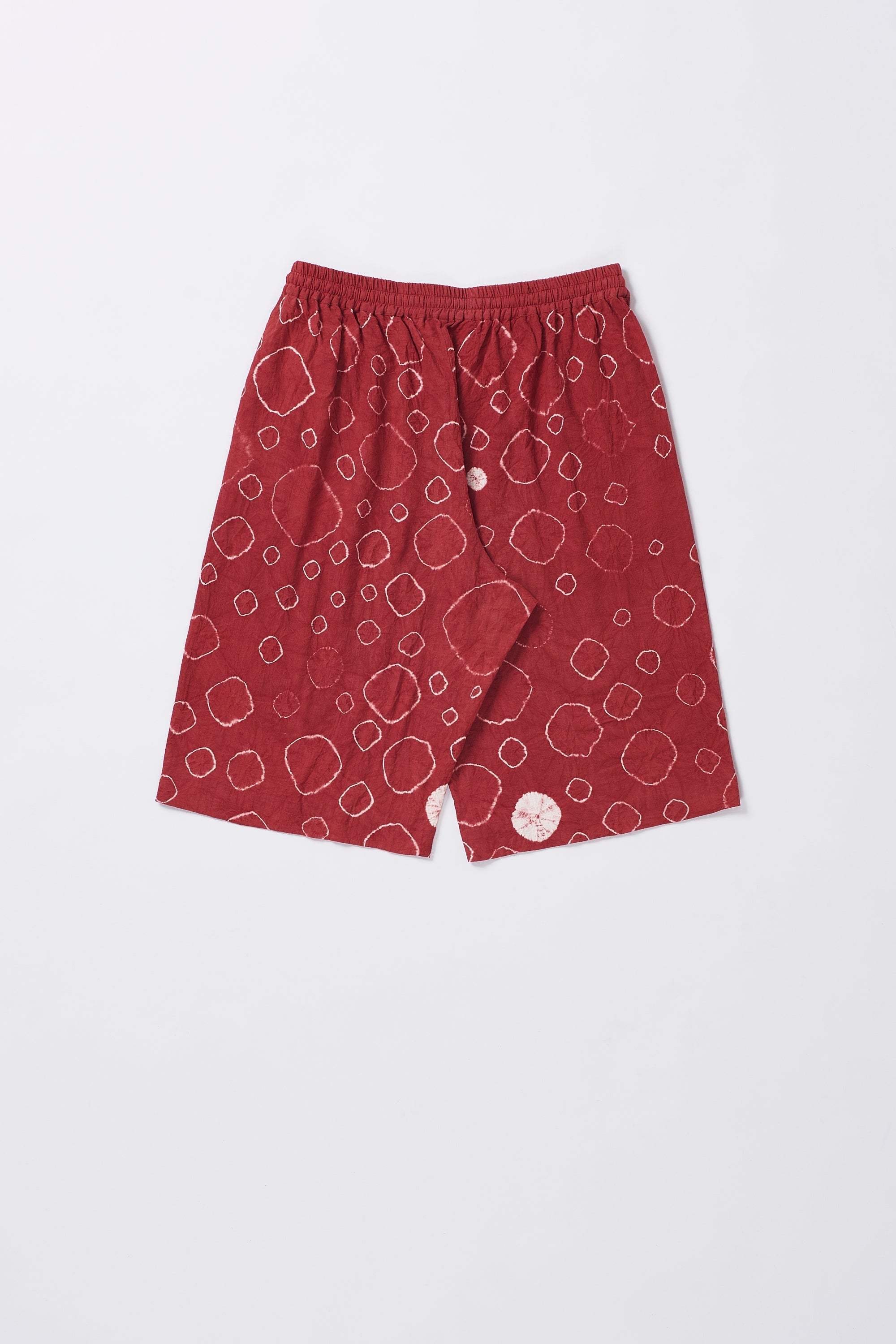 Relaxed Cotton Shorts Speckled with An Over All Shibori Pattern