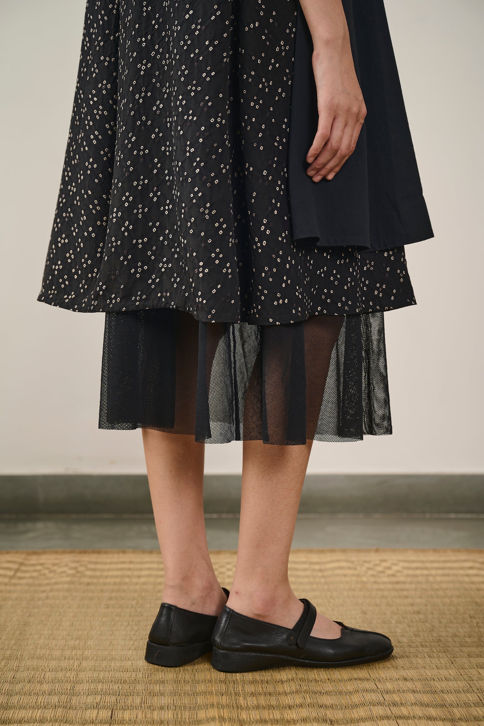 SLEEVELESS MULTI LAYERED DRESS