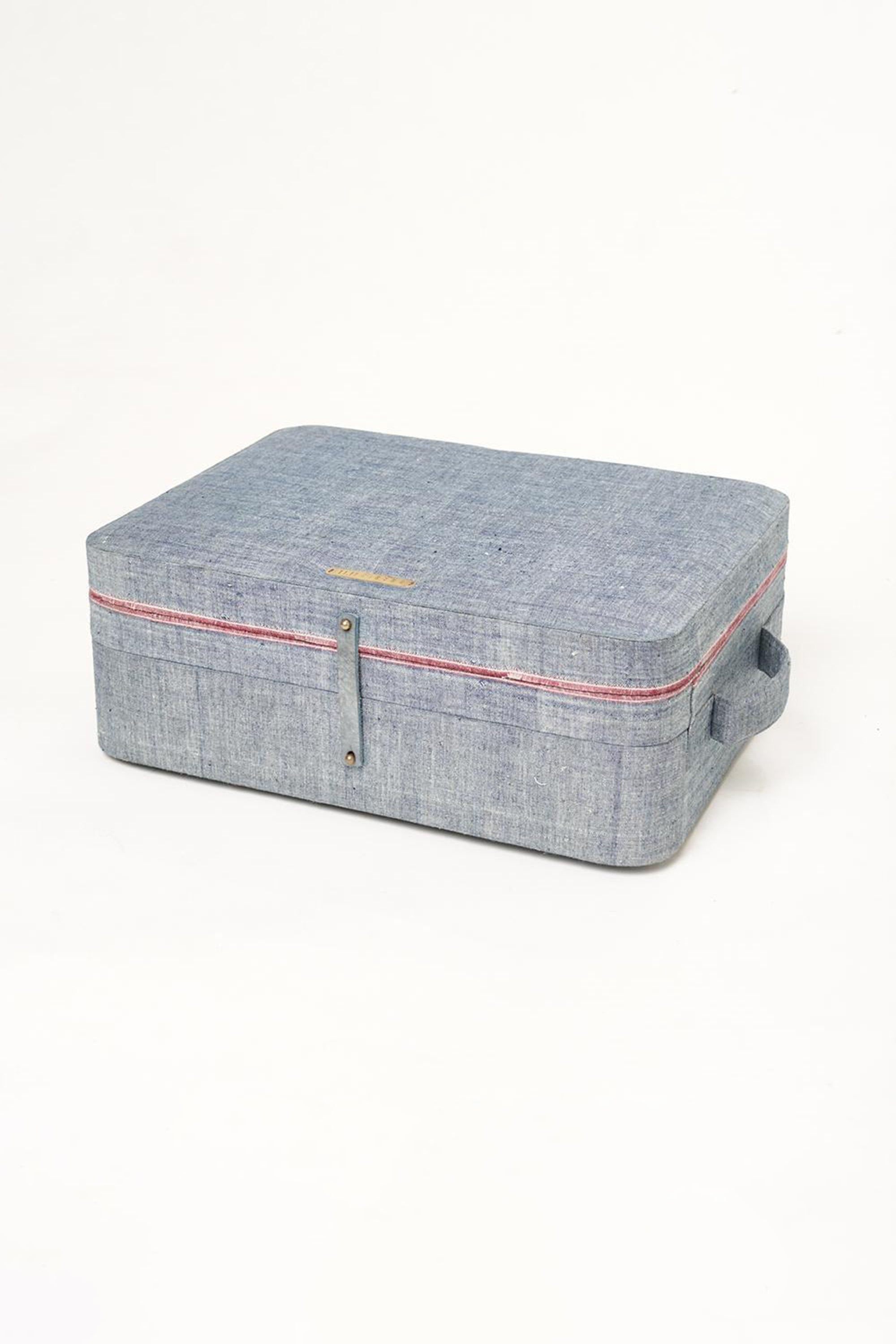 ROUTE CASE WITH NATURAL INDIGO HANDSPUN DENIM COTTON PANT