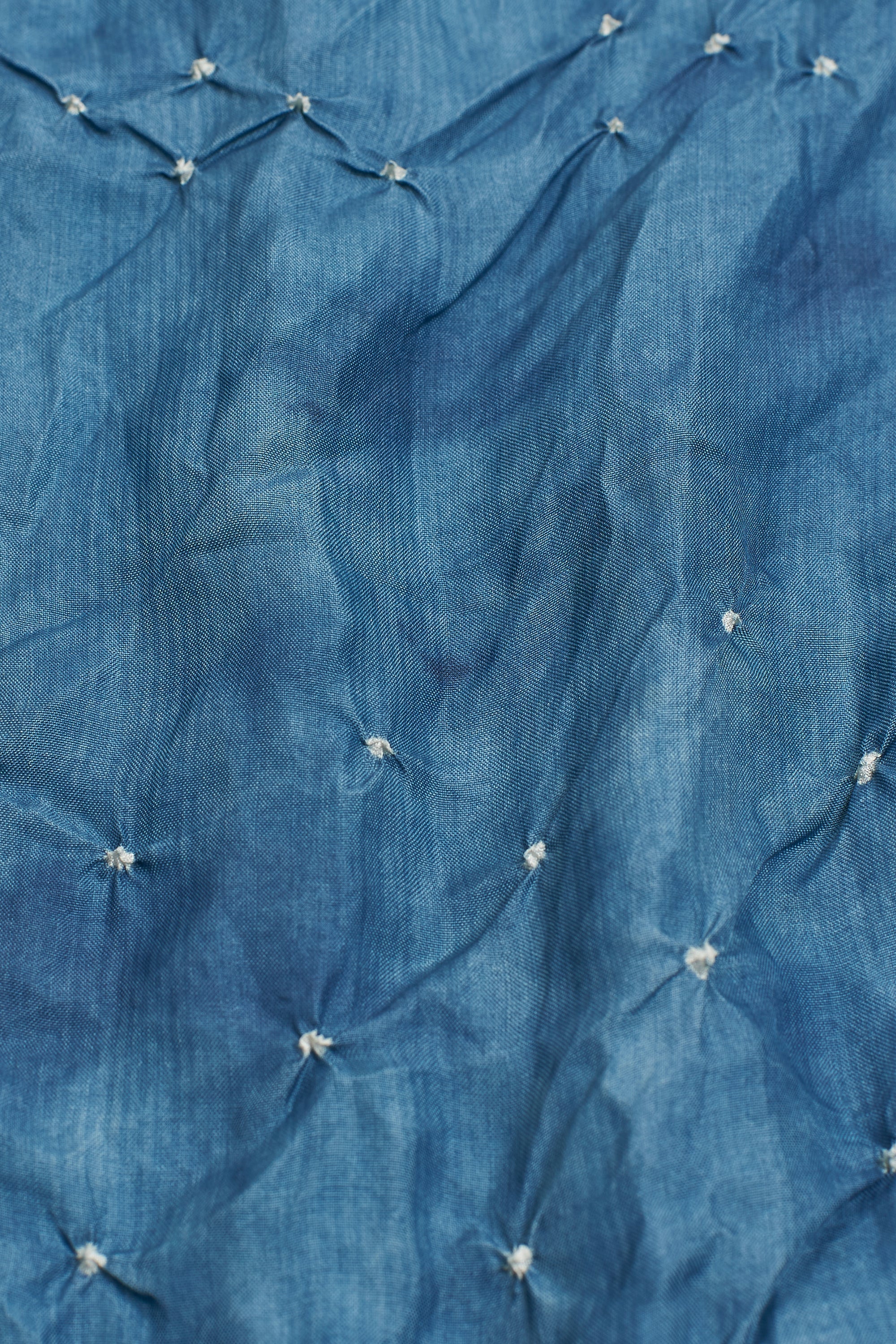 MEDIUM INDIGO SILK WITH BANDHANI SCARF