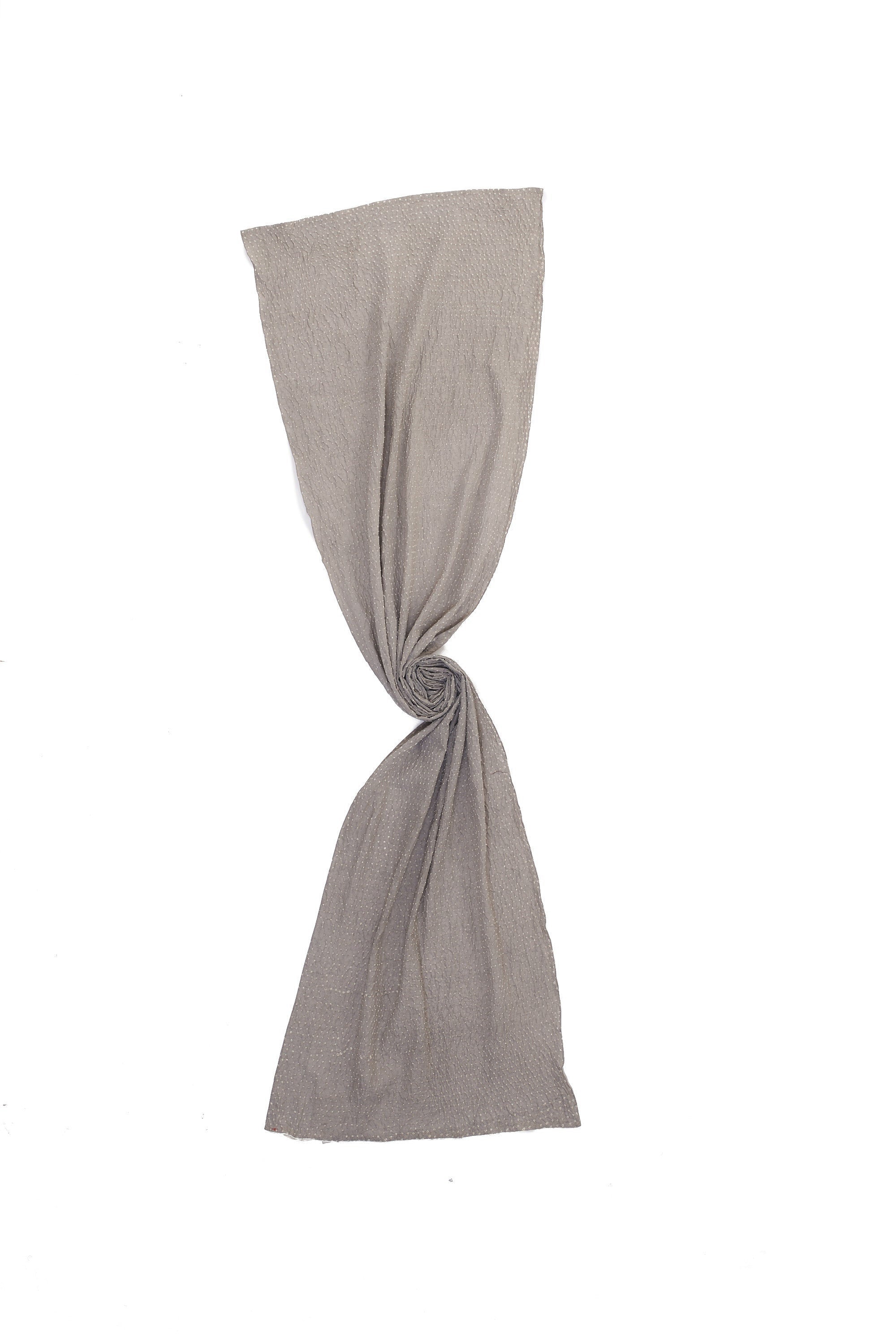 SCARF IN SMOKE COLOR