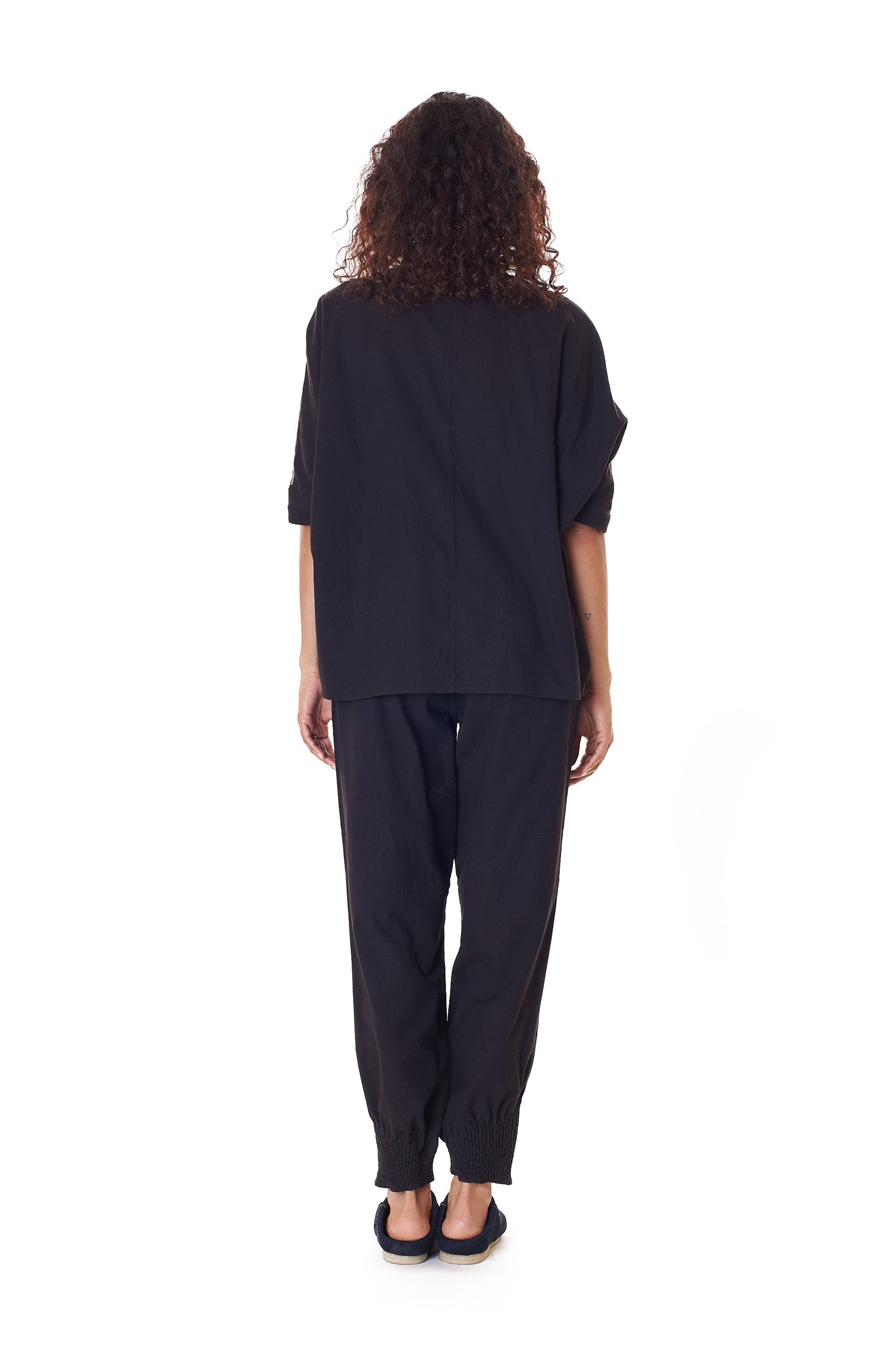 BLACK CAPE SLEEVE ORGANIC COTTON SHIRT