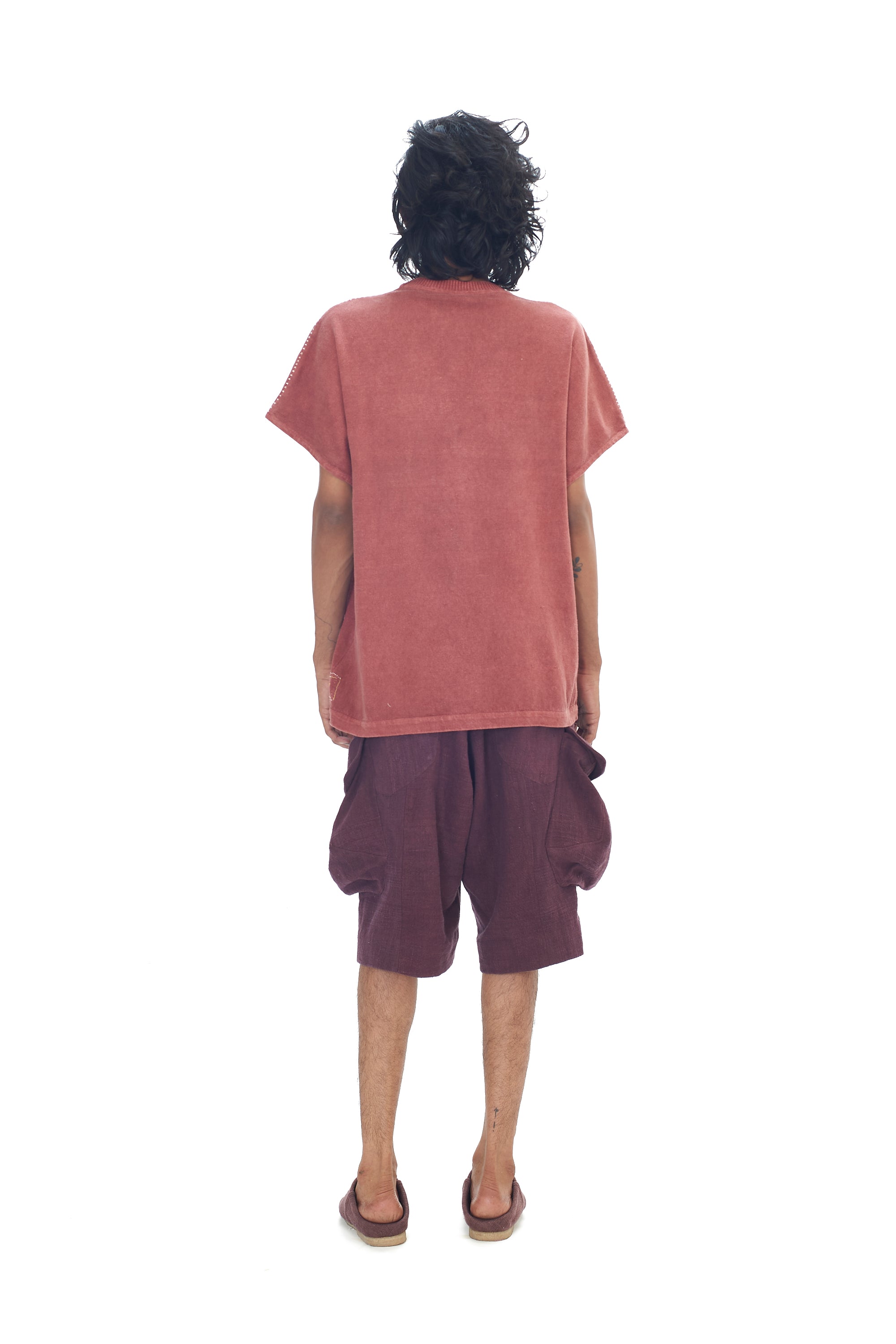 ROUGE PINK COTTON RELAXED FIT KNITTED T-SHIRT WITH HAND EMBROIDERED DETAILS