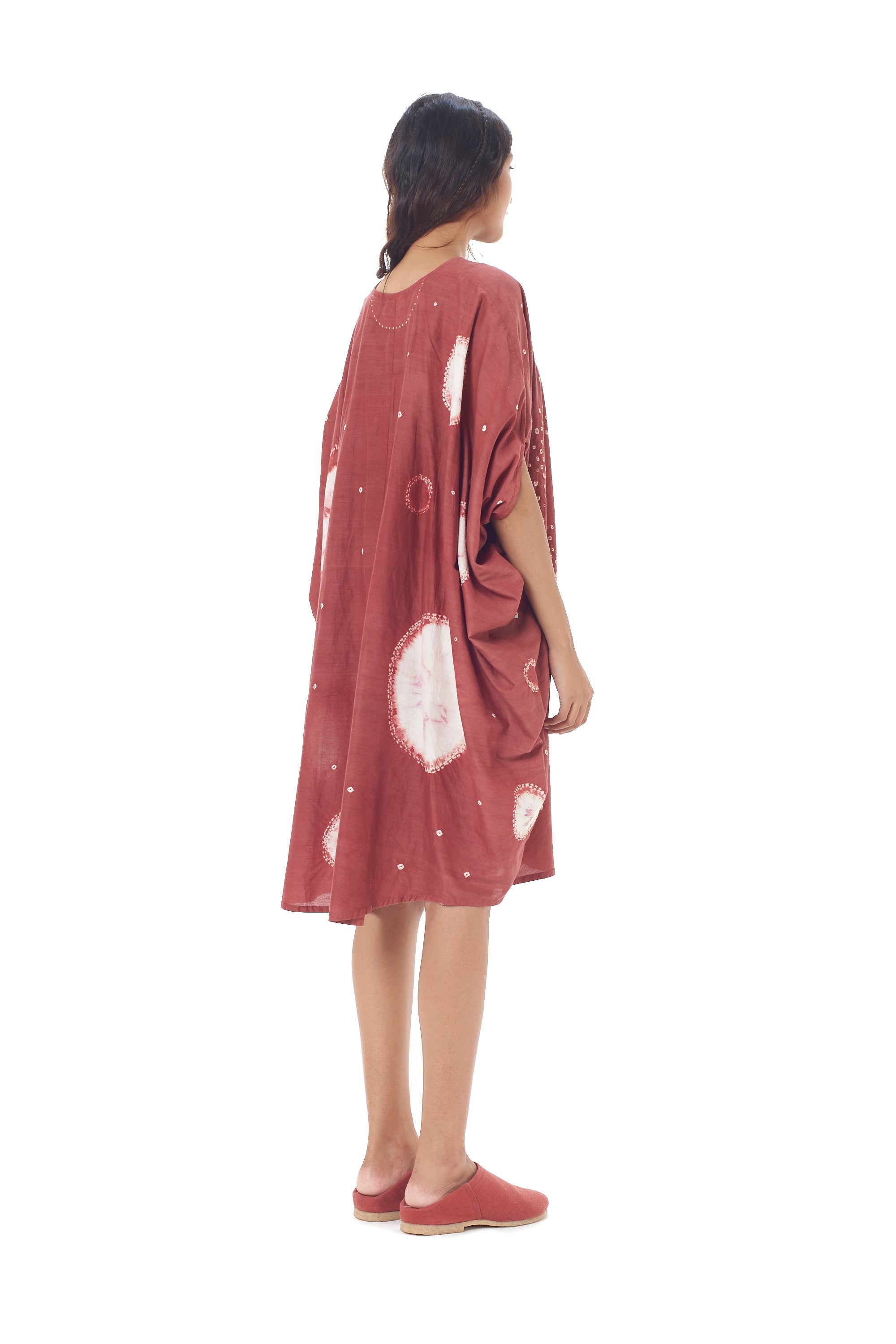 CRIMSON PINK DRAPE DRESS CRAFTED WITH ALL OVER SHIBORI